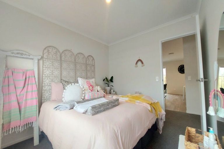 Photo of property in 12 Lily Way, Pyes Pa, Tauranga, 3112