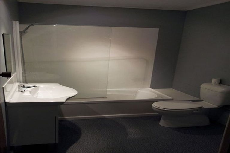 Photo of property in 30 Ravenswood Road, Saint Clair, Dunedin, 9012