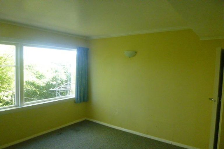 Photo of property in 37a Pembroke Road, Northland, Wellington, 6012