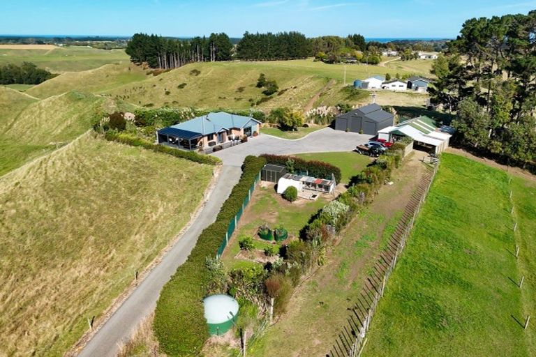 Photo of property in 65 Concord Line, Kaitoke, 4572