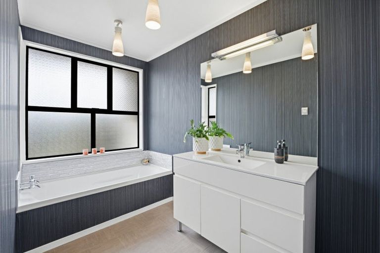 Photo of property in 25 Blanc Avenue, Fairfield, Dunedin, 9018