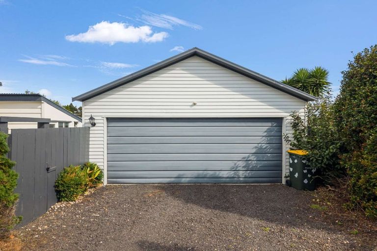 Photo of property in 27 Victoria Avenue, Waiuku, 2123