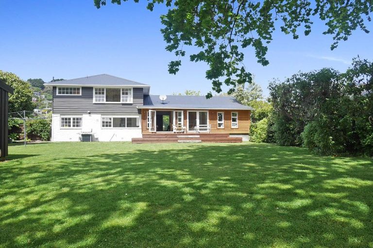 Photo of property in 279 Centaurus Road, Hillsborough, Christchurch, 8022