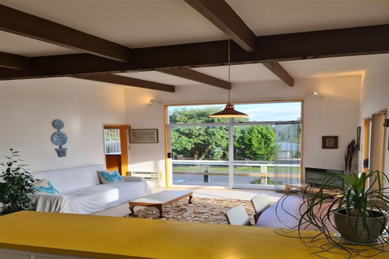 Photo of property in 10a Aorangi Road, Paraparaumu, 5032