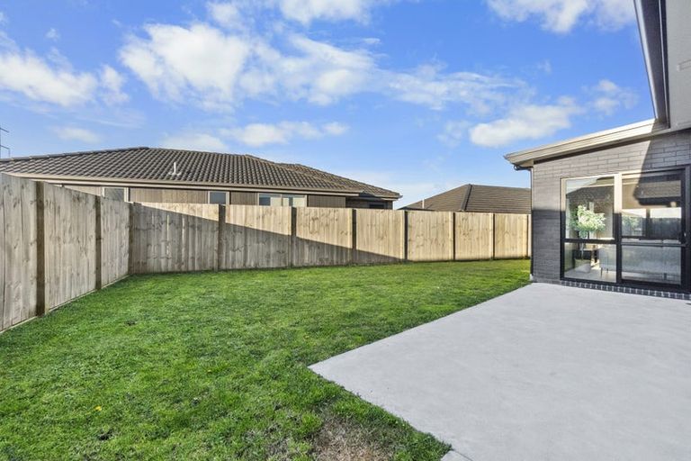 Photo of property in 17 Pragma Rise, Rototuna North, Hamilton, 3210