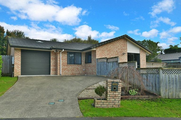 Photo of property in 30 Cabeleigh Drive, Helensville, 0800