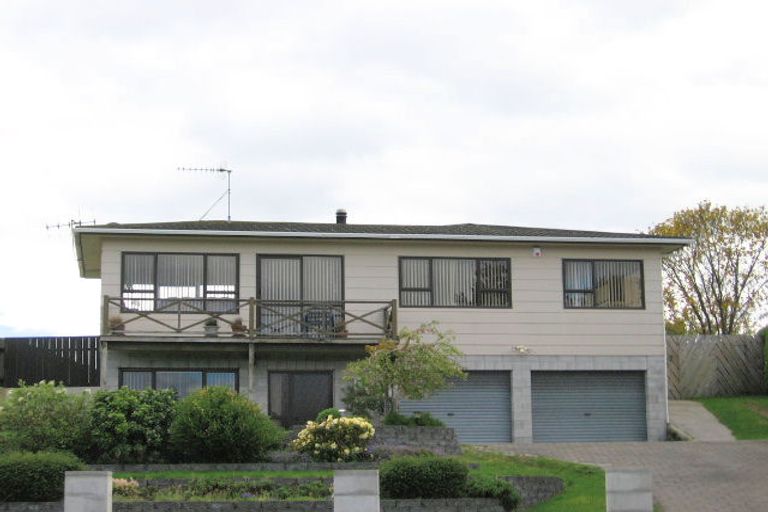 Photo of property in 118 Taupo View Road, Taupo, 3330