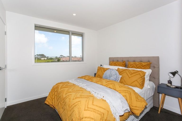 Photo of property in 11 Waikohi Avenue, Glenbrook, Waiuku, 2681