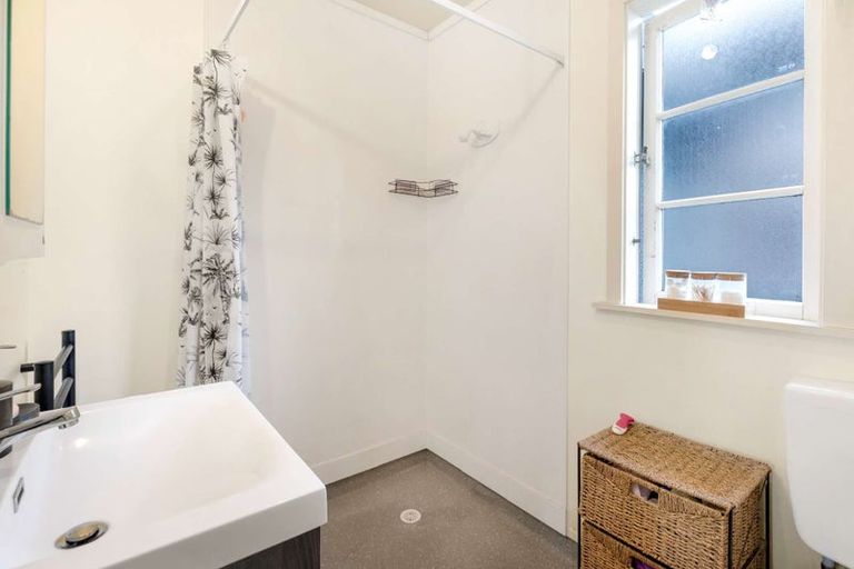 Photo of property in 192 Bartholomew Road, Levin, 5510