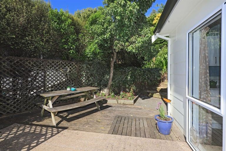 Photo of property in 2 Toop Street, Havelock North, 4130