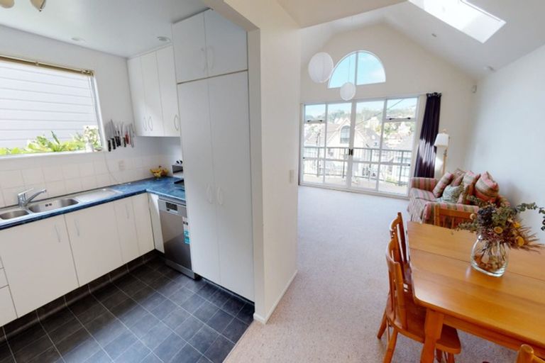 Photo of property in 34 Macdonald Crescent, Te Aro, Wellington, 6011