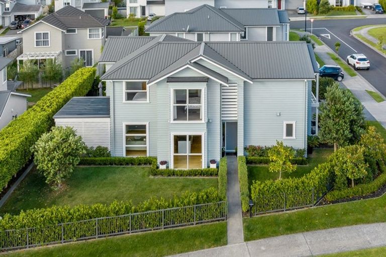 Photo of property in 9 Symes Drive, Red Beach, 0932