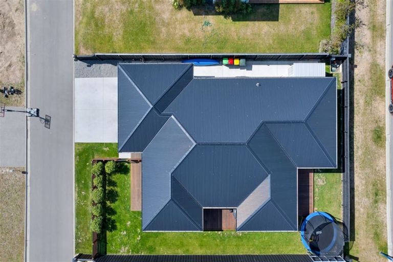 Photo of property in 10 Hapua Lane, Pegasus, 7612