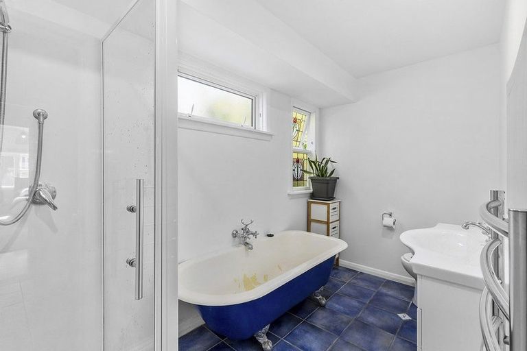 Photo of property in 49 Cluny Road, Plimmerton, Porirua, 5026