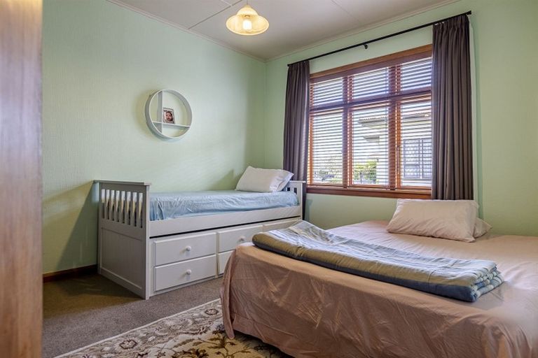 Photo of property in 80 Guy Avenue, Takaro, Palmerston North, 4410