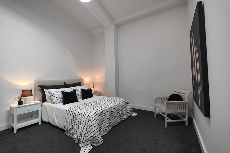 Photo of property in 1/5 Hopper Street, Mount Cook, Wellington, 6011