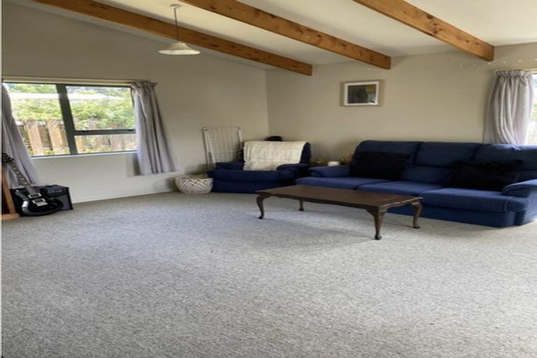 Photo of property in 4 Clarkes Crescent, Paekakariki, 5034