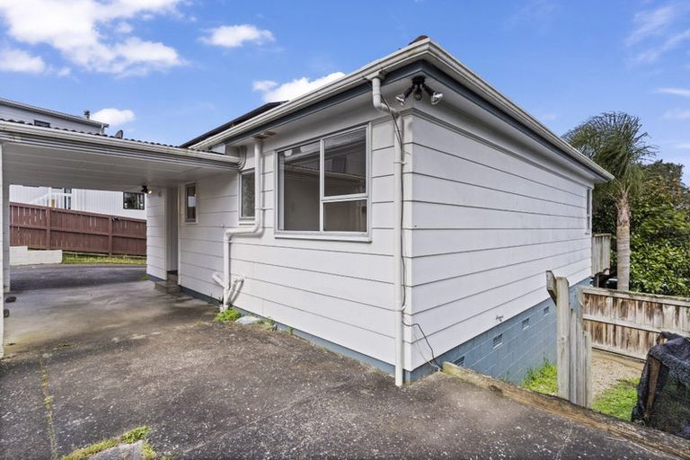 Photo of property in 1/25 Imogene Way, Half Moon Bay, Auckland, 2012