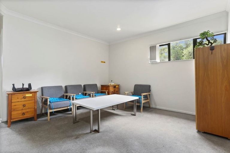 Photo of property in 75l Hill Street, Onehunga, Auckland, 1061