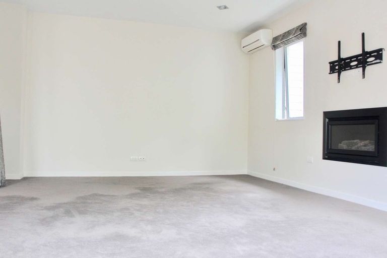 Photo of property in 13 Pin Oak Drive, Schnapper Rock, Auckland, 0632