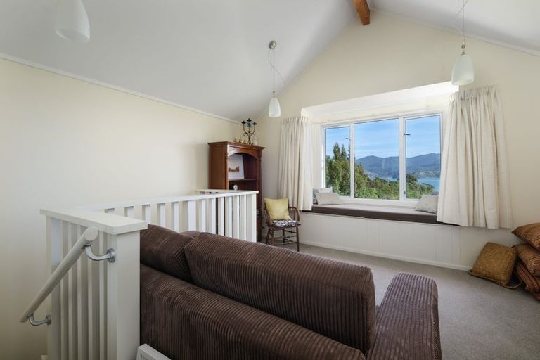 Photo of property in 14 Moerangi Street, Broad Bay, Dunedin, 9014