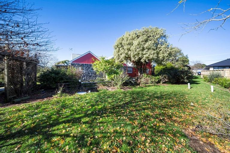 Photo of property in 543 Manutahi Road, Lepperton, New Plymouth, 4373