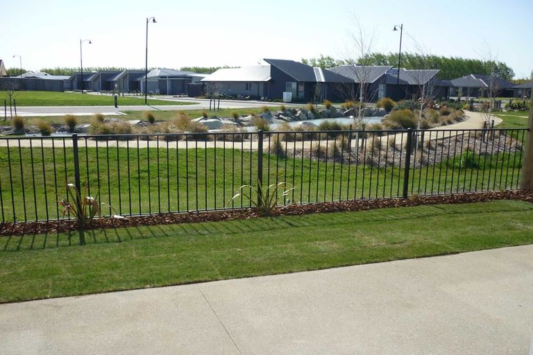 Photo of property in 9 Famille Close, Yaldhurst, Christchurch, 8042