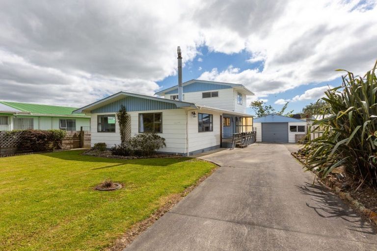 Photo of property in 4 Tudor Road, Pahiatua, 4910