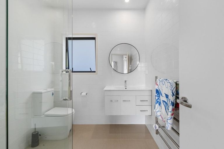 Photo of property in 183 Spur Road, Stillwater, Silverdale, 0993