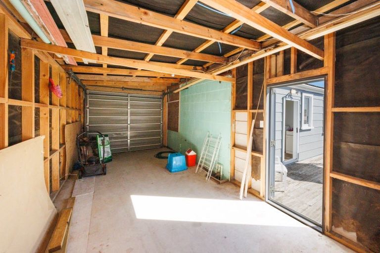 Photo of property in 13 Nelson Street, Foxton Beach, Foxton, 4815