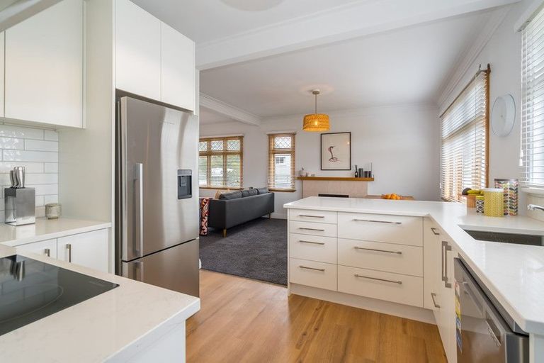 Photo of property in 139 Forbury Road, Saint Clair, Dunedin, 9012