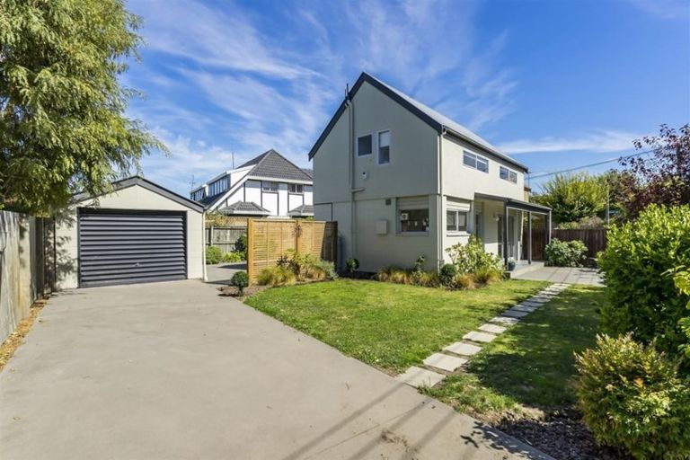 Photo of property in 107 Windermere Road, Papanui, Christchurch, 8053