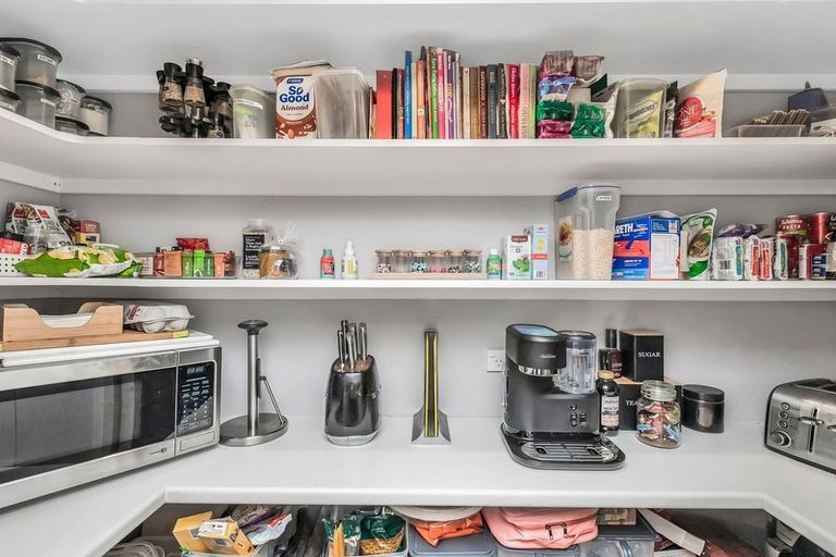 Photo of property in 10b Jozecom Place, Rolleston, 7614