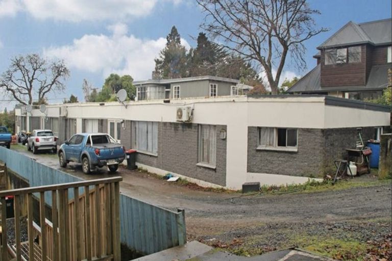Photo of property in 82 Queen Street, North Dunedin, Dunedin, 9016