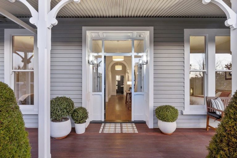 Photo of property in 90 Hawthorne Street, Strowan, Christchurch, 8052