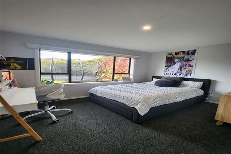 Photo of property in 142 Pacific Road, North New Brighton, Christchurch, 8083