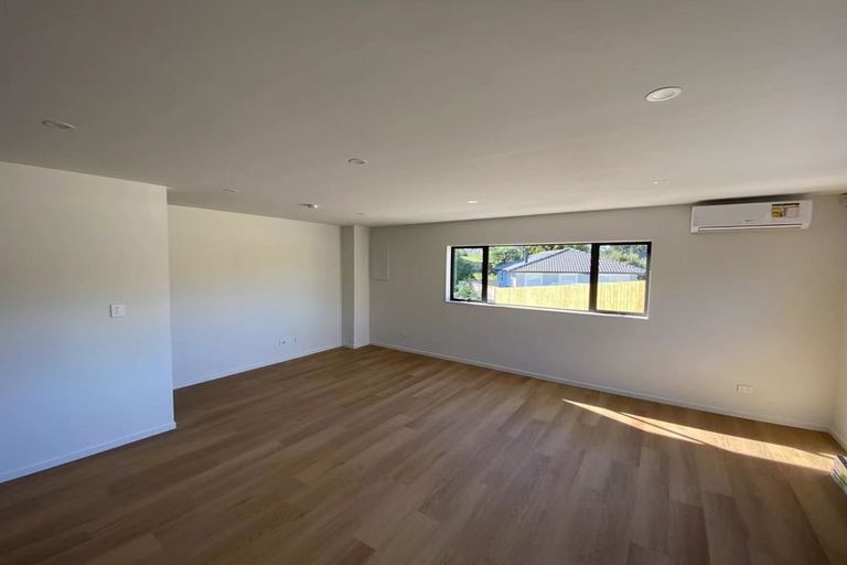 Photo of property in 105 Seabrook Avenue, New Lynn, Auckland, 0600