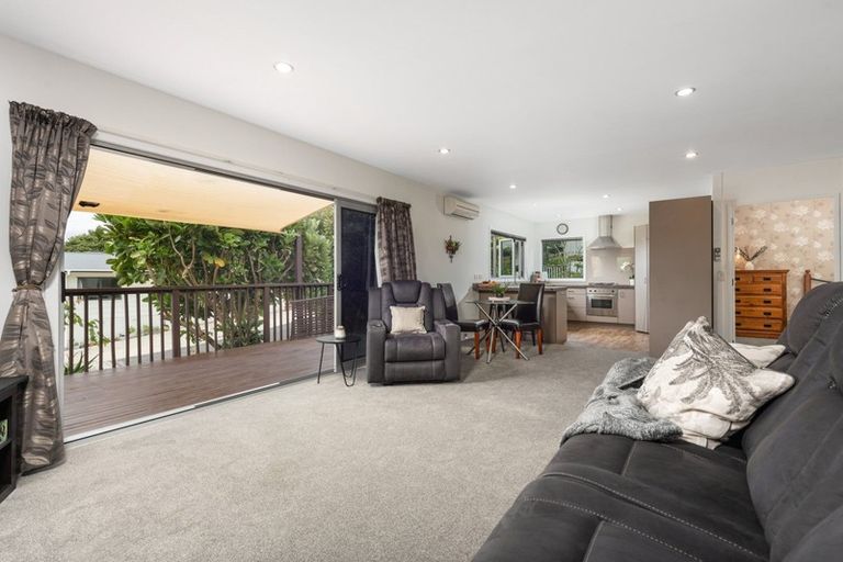 Photo of property in 7 Waikite Way, Welcome Bay, Tauranga, 3175