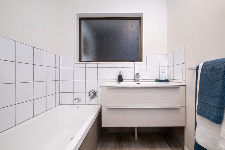 Photo of property in 14 Kuku Street, Te Awanga, 4102