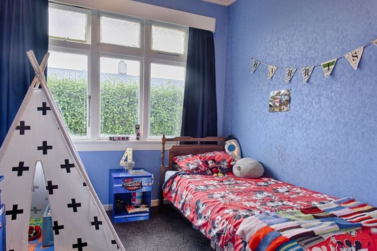 Photo of property in 15 Irving Street, Gore, 9710