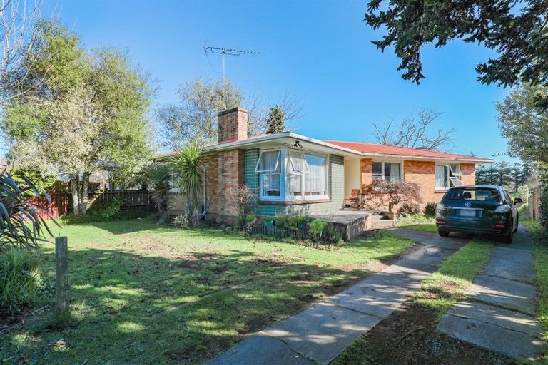 Photo of property in 76 Great South Road, Huntly, 3700