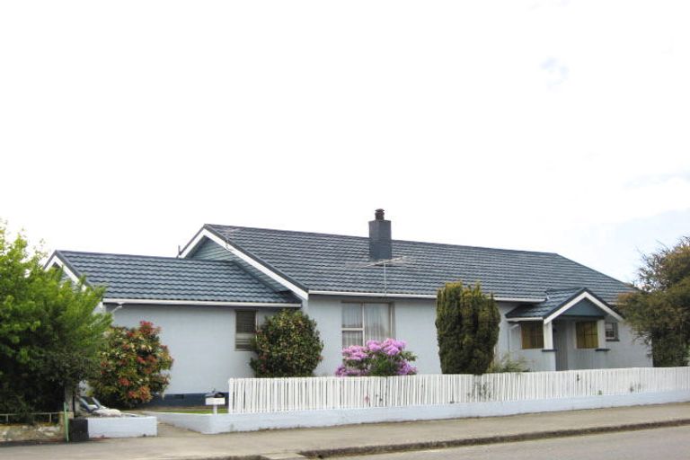 Photo of property in 120 Blackett Street, Rangiora, 7400