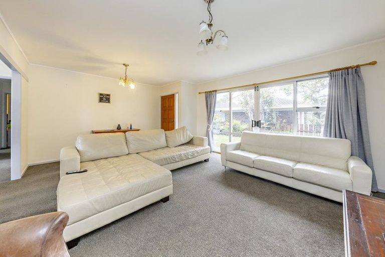 Photo of property in 2/8 Parera Place, Papatoetoe, Auckland, 2025