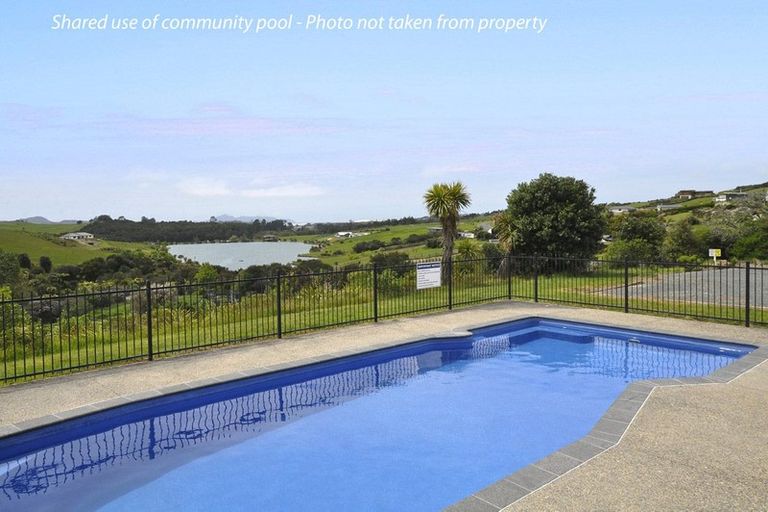 Photo of property in 76 Daniel Parade, Mangawhai, Wellsford, 0975