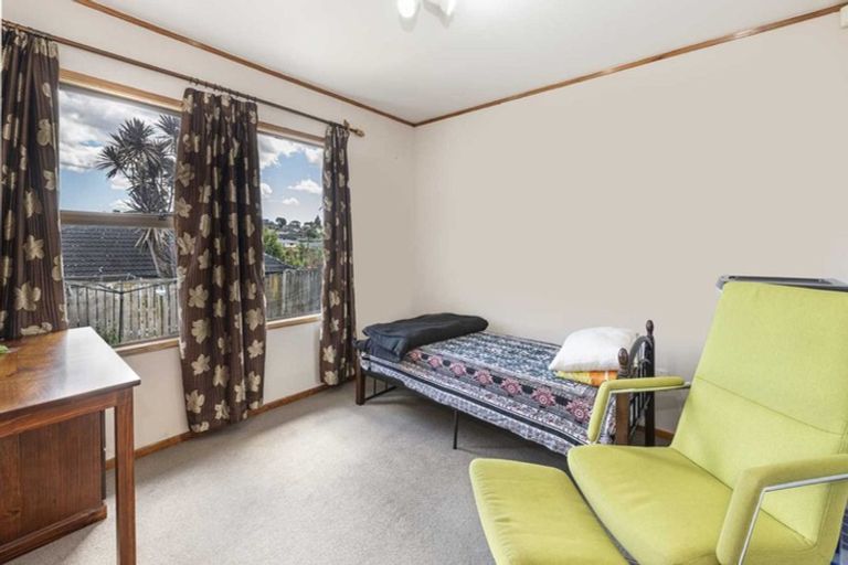 Photo of property in 33 Everglade Drive, Goodwood Heights, Auckland, 2105