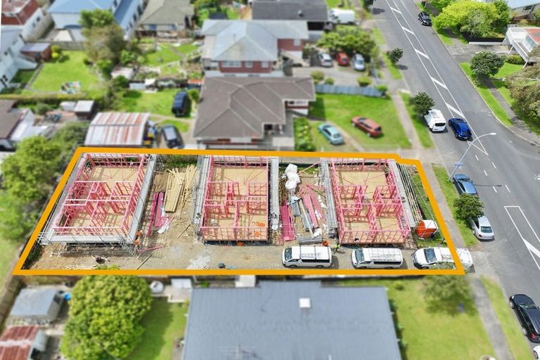 Photo of property in 80 Reeves Road, Pakuranga Heights, Auckland, 2010