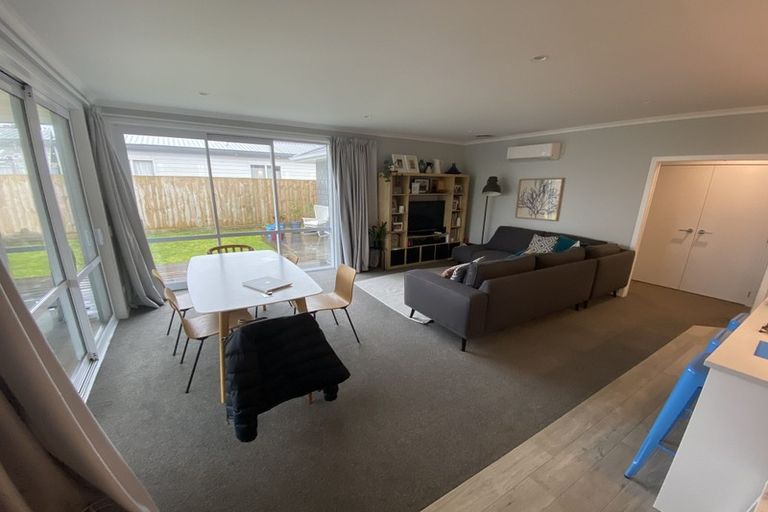 Photo of property in 22 Clare Street, Cambridge, 3434