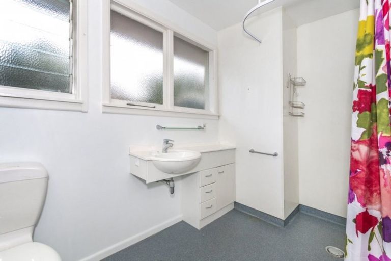 Photo of property in 4 Nile Place, North New Brighton, Christchurch, 8083