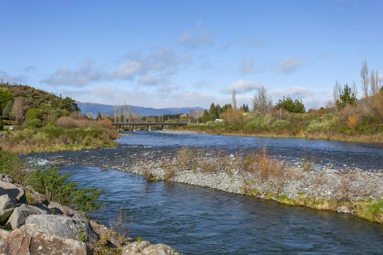 Photo of property in 61 Te Herekiekie Street, Turangi, 3334