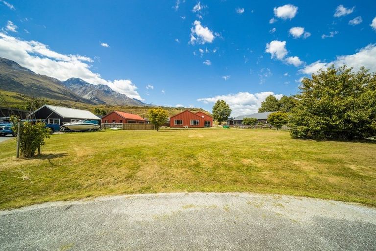 Photo of property in 13 Old Dairy Close, Glenorchy, 9372